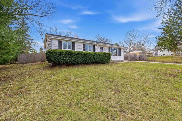 315 BELLEVILLE STREET, Ripon, WI 54971