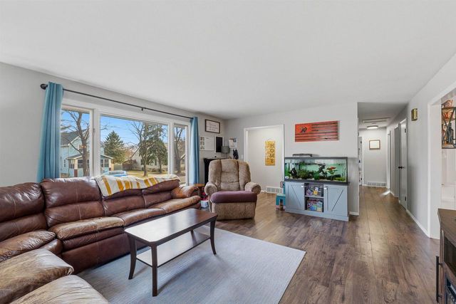 315 BELLEVILLE STREET, Ripon, WI 54971