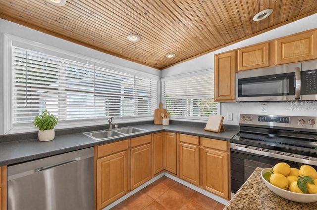 950 S KENTUCKY AVENUE, Winter Park, FL 32789