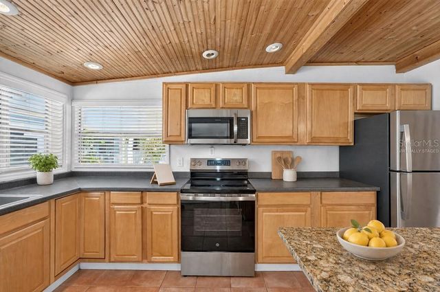 950 S KENTUCKY AVENUE, Winter Park, FL 32789