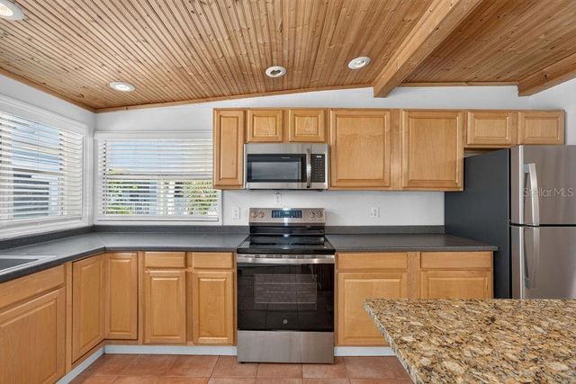 950 S KENTUCKY AVENUE, Winter Park, FL 32789