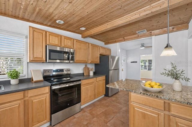 950 S KENTUCKY AVENUE, Winter Park, FL 32789