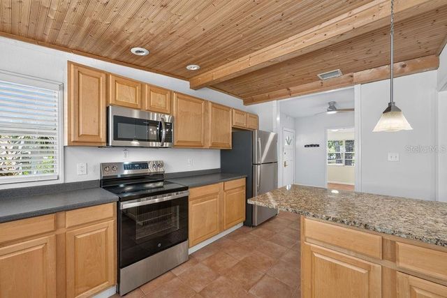 950 S KENTUCKY AVENUE, Winter Park, FL 32789