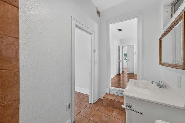 950 S KENTUCKY AVENUE, Winter Park, FL 32789