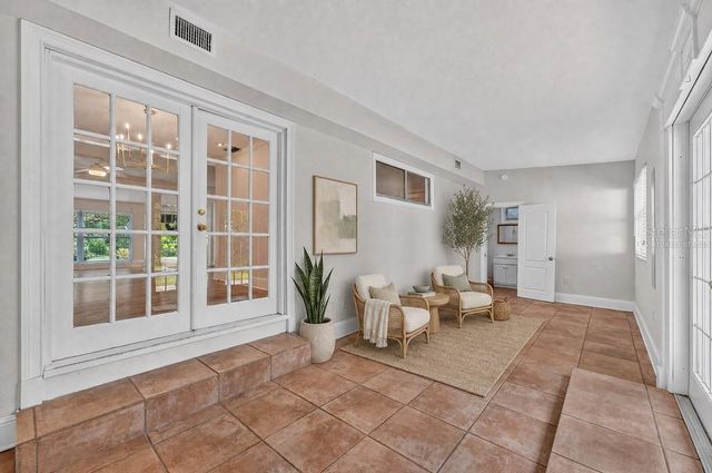 950 S KENTUCKY AVENUE, Winter Park, FL 32789
