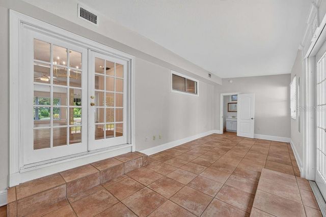 950 S KENTUCKY AVENUE, Winter Park, FL 32789