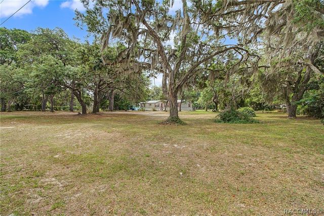 8186 E Windsong Street, Floral City, FL 34436