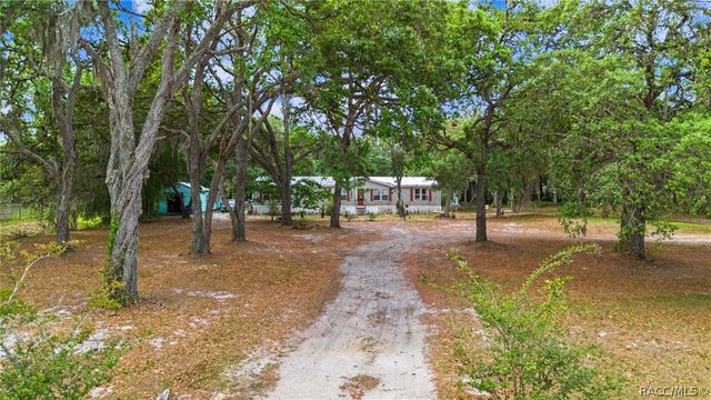 8186 E Windsong Street, Floral City, FL 34436