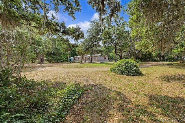 8186 E Windsong Street, Floral City, FL 34436