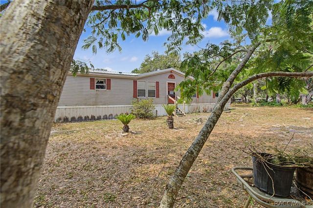 8186 E Windsong Street, Floral City, FL 34436