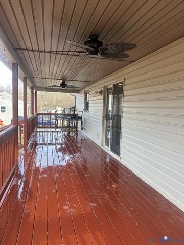 1600 Cobbs Ave, Chester, VA 23836