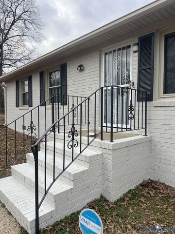 1600 Cobbs Ave, Chester, VA 23836