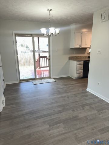 1600 Cobbs Ave, Chester, VA 23836