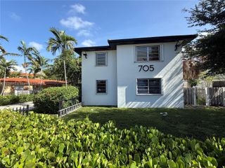 705 NE 92nd St 4, Miami Shores, FL 33138
