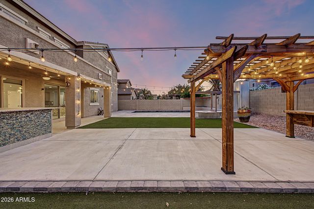 14316 W ST MORITZ Lane, Surprise, AZ 85379