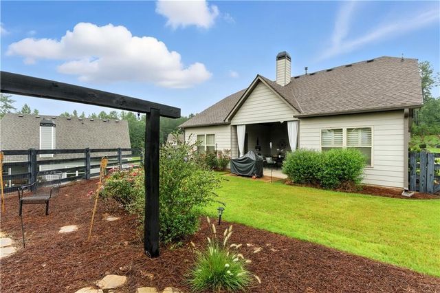 33 Champions Crossing, Villa Rica, GA 30180