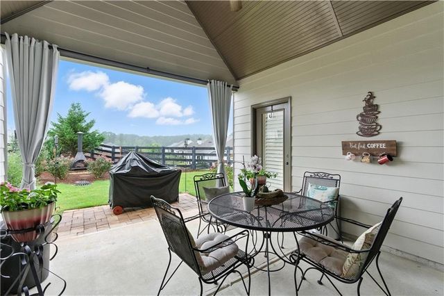 33 Champions Crossing, Villa Rica, GA 30180