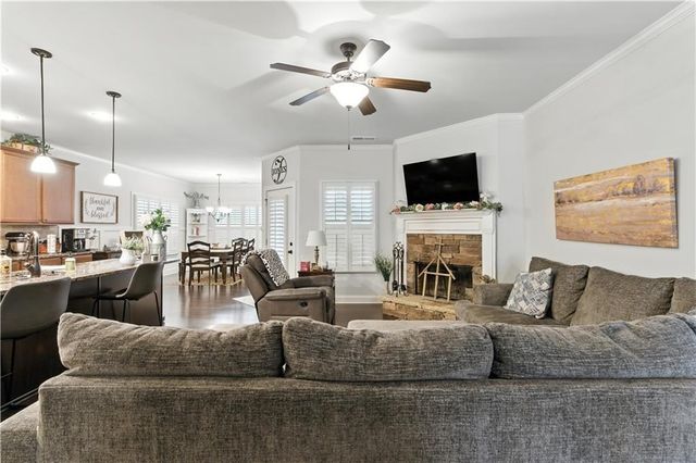 33 Champions Crossing, Villa Rica, GA 30180