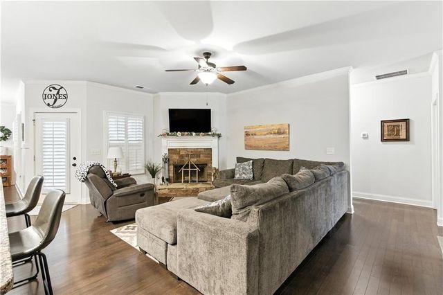 33 Champions Crossing, Villa Rica, GA 30180