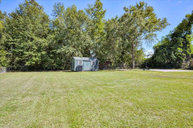 102 Peachtree Street, Wrens, GA 30833