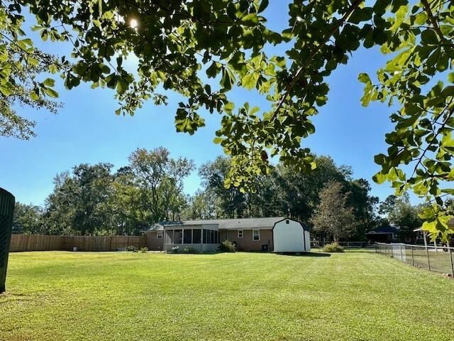 102 Peachtree Street, Wrens, GA 30833