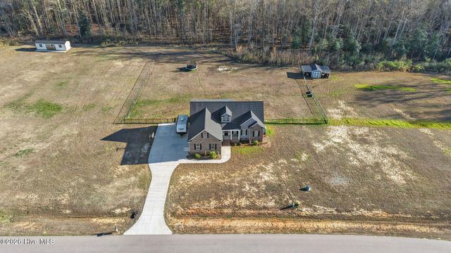 1095 Poplar Creek Road, Nashville, NC 27856