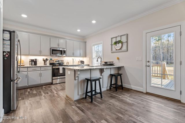 1095 Poplar Creek Road, Nashville, NC 27856