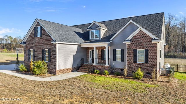 1095 Poplar Creek Road, Nashville, NC 27856