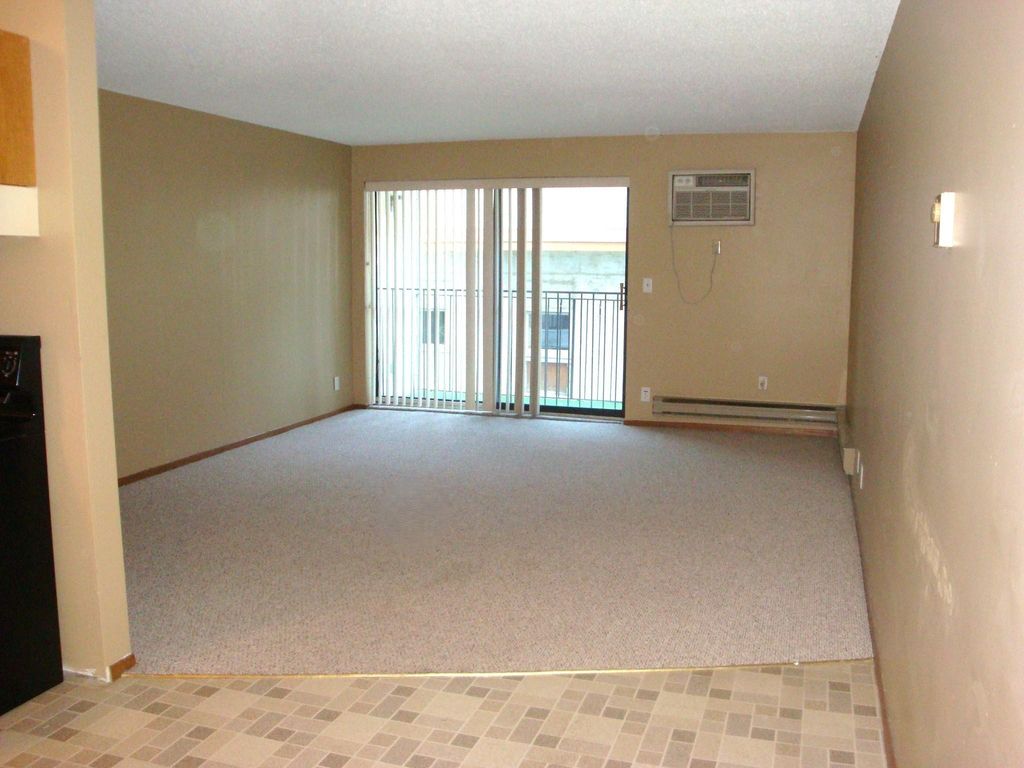 925 30th Avenue S 206, Minneapolis, MN 55406 — photo 2