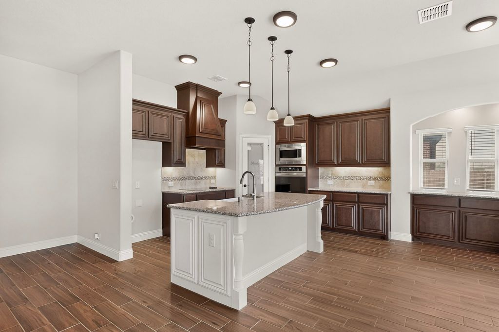 1660 Irene Drive, Crowley, TX 76036 — photo 5