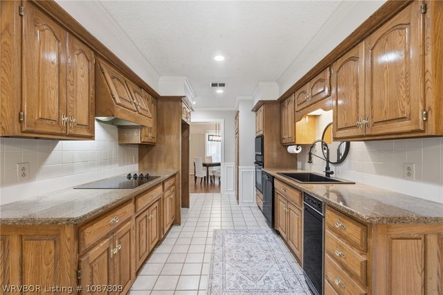 3208 Royal Scots Way, Fort Smith, AR 72908