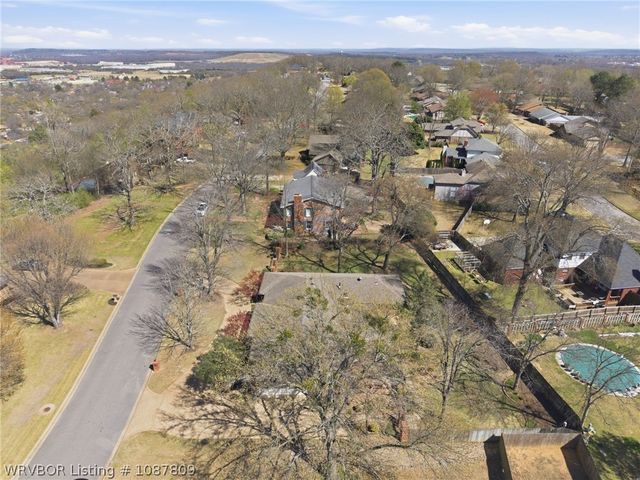 3208 Royal Scots Way, Fort Smith, AR 72908