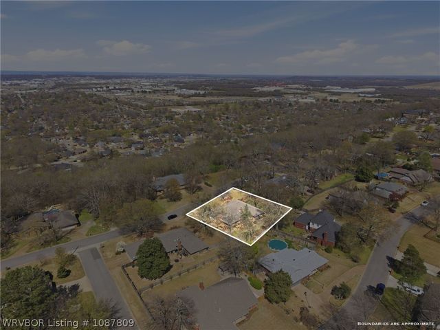 3208 Royal Scots Way, Fort Smith, AR 72908