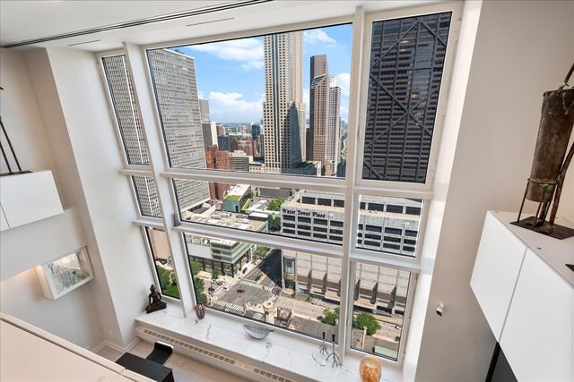 161 E Chicago Avenue 24-02, Chicago, IL 60611