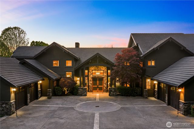 3607 E Lake Sammamish Shore Lane NE, Sammamish, WA 98074