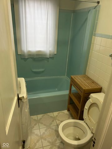 1131 Lindberg Road, Anderson, IN 46012