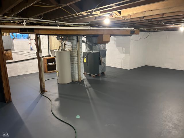 1131 Lindberg Road, Anderson, IN 46012