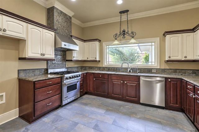 5007 Geddings St Street, Lake Charles, LA 70605