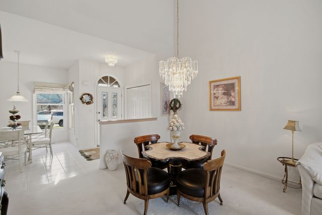 205 Faith Court, Bloomingdale, IL 60108