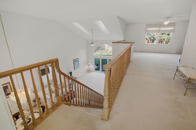 205 Faith Court, Bloomingdale, IL 60108