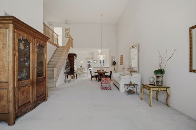 205 Faith Court, Bloomingdale, IL 60108