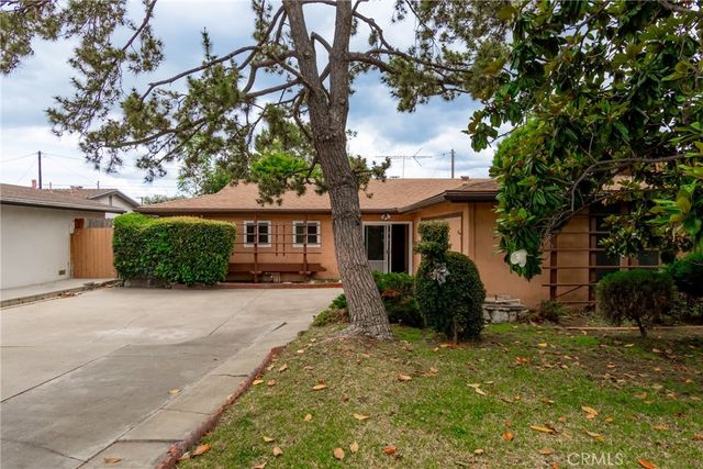 644 Moonstone Court, Upland, CA 91786