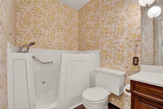 644 Moonstone Court, Upland, CA 91786