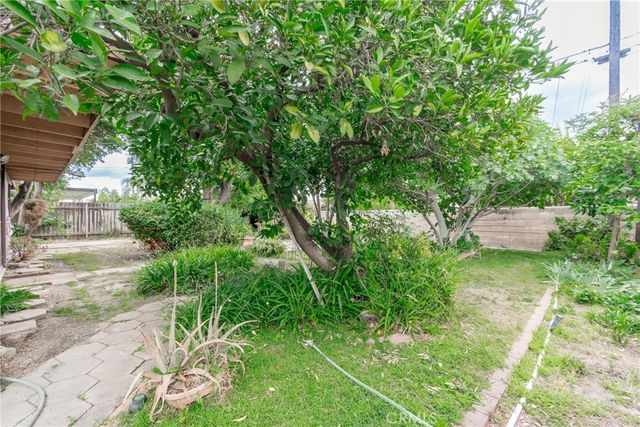 644 Moonstone Court, Upland, CA 91786
