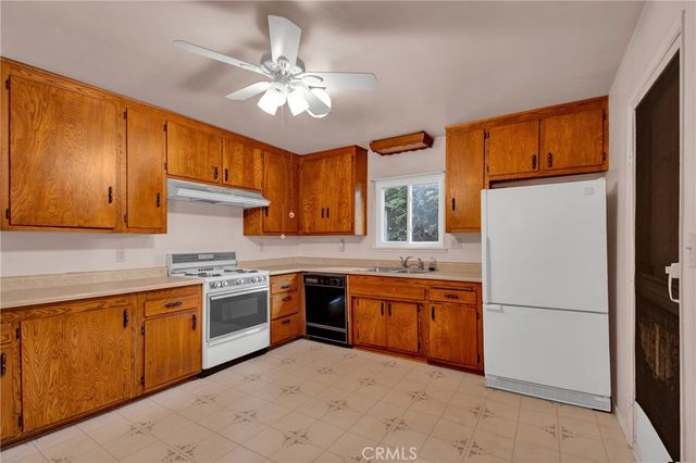 644 Moonstone Court, Upland, CA 91786