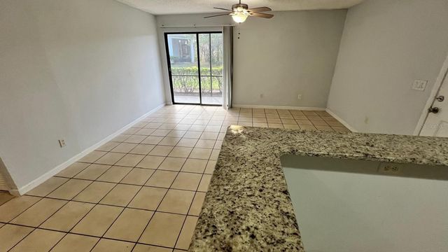 2740 OAK PARK WAY 102, Orlando, FL 32822