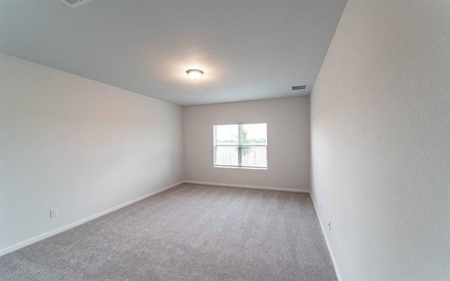 101 Copper Lily DR, Liberty Hill, TX 78642