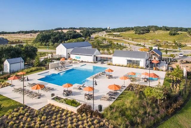 101 Copper Lily DR, Liberty Hill, TX 78642