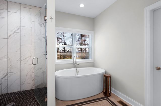 218 Oak Wood Lane, Ellijay, GA 30540