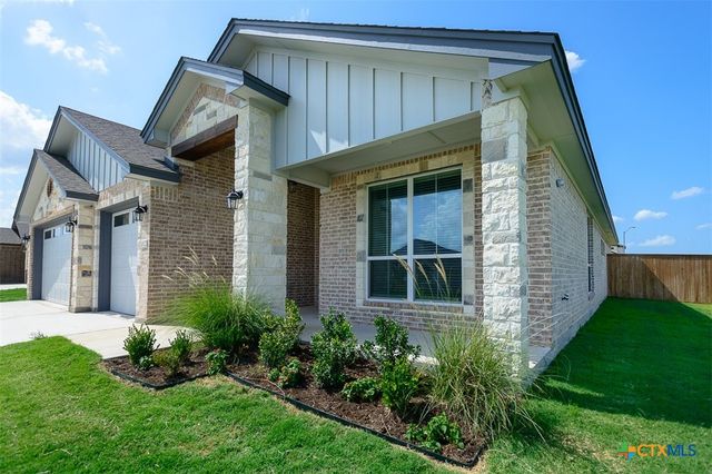 1002 Winchester Drive, Nolanville, TX 76559